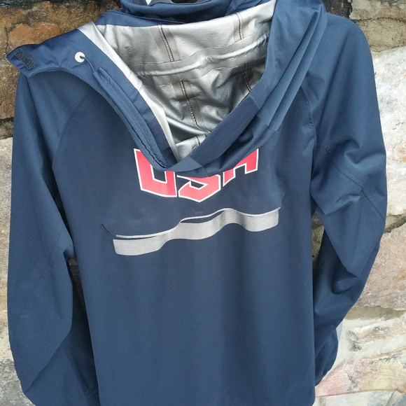 Nike Olympic Podium Jacket size Small - Picture 6 of 7